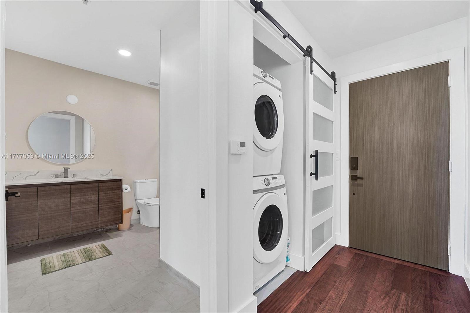 234 NE 3rd St #2202, Miami FL 33132