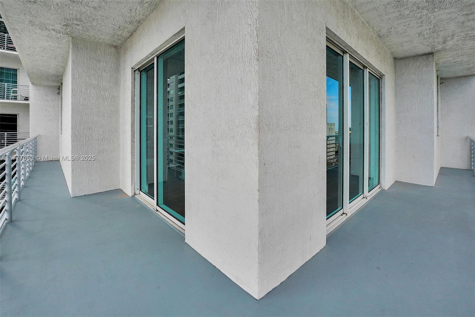 234 NE 3rd St #2202, Miami FL 33132