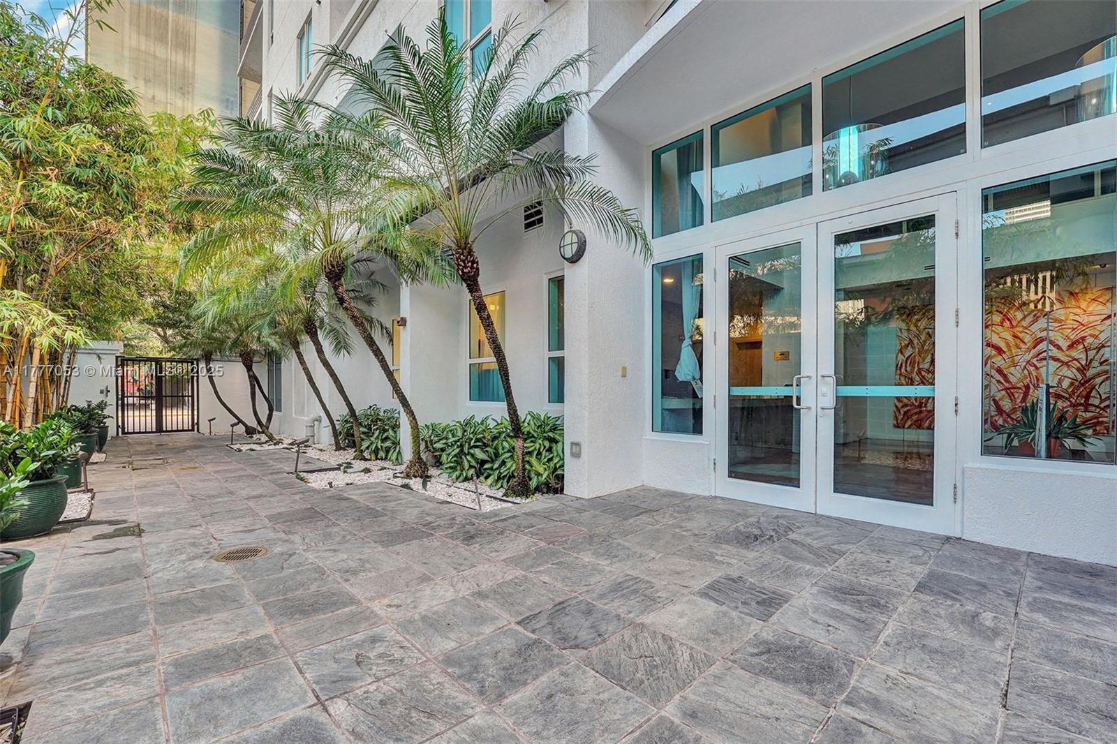 234 NE 3rd St #2202, Miami FL 33132