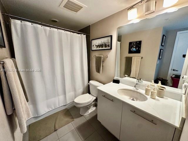 92 SW 3rd St #4104, Miami FL 33130