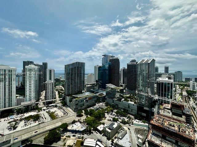 92 SW 3rd St #4104, Miami FL 33130