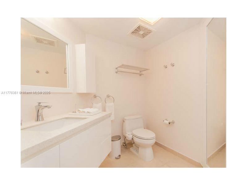 16699 Collins Ave #2406, Sunny Isles Beach FL 33160