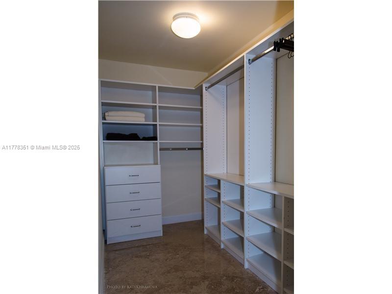 16699 Collins Ave #2406, Sunny Isles Beach FL 33160