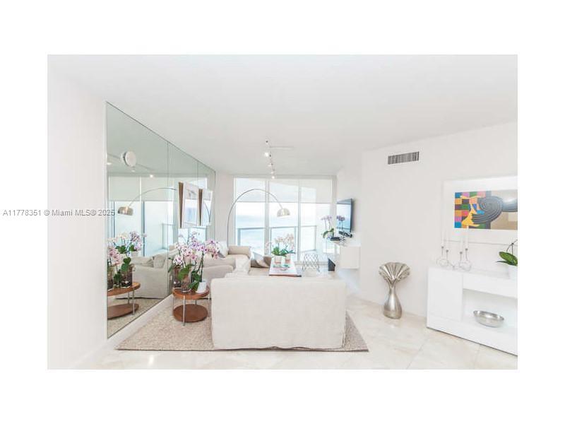 16699 Collins Ave #2406, Sunny Isles Beach FL 33160