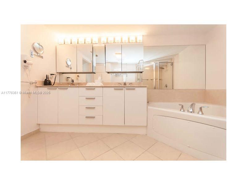 16699 Collins Ave #2406, Sunny Isles Beach FL 33160