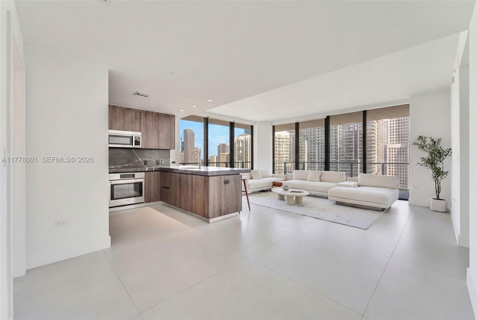 88 SW 7th Street #2411, Miami FL 33130