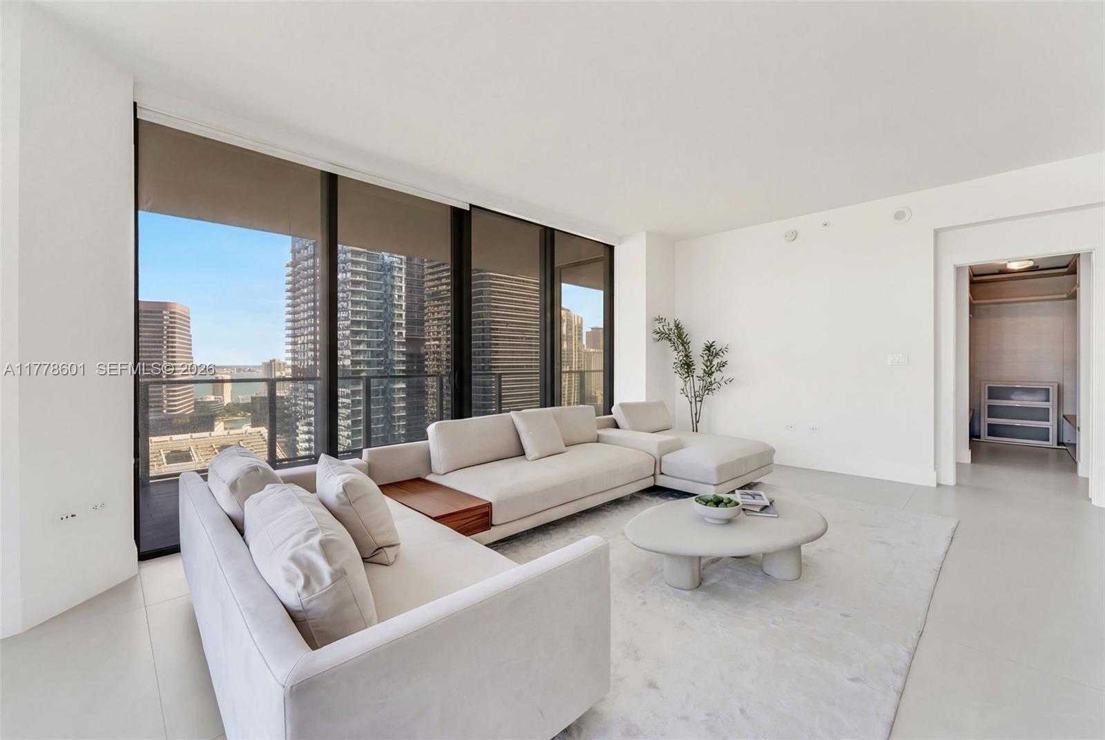 88 SW 7th Street #2411, Miami FL 33130