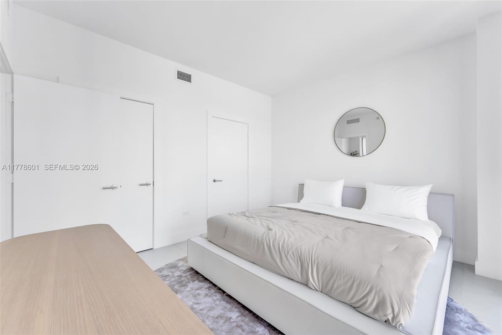 88 SW 7th Street #2411, Miami FL 33130