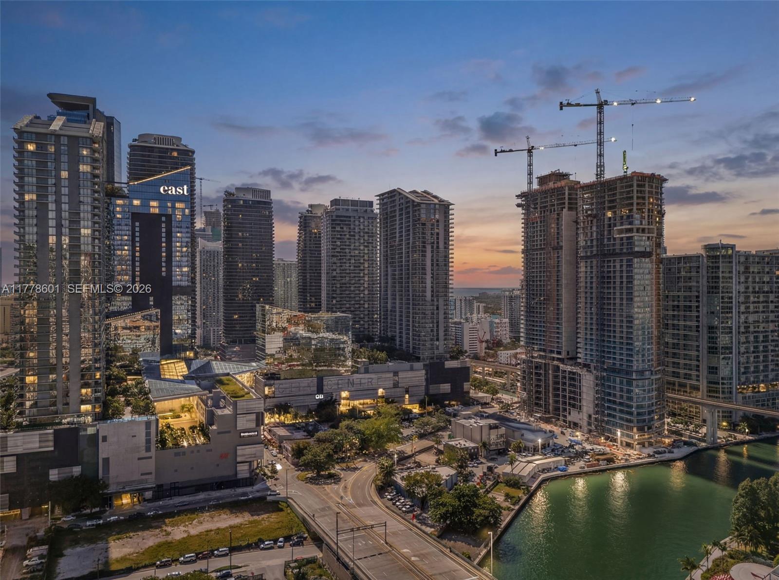 88 SW 7th Street #2411, Miami FL 33130