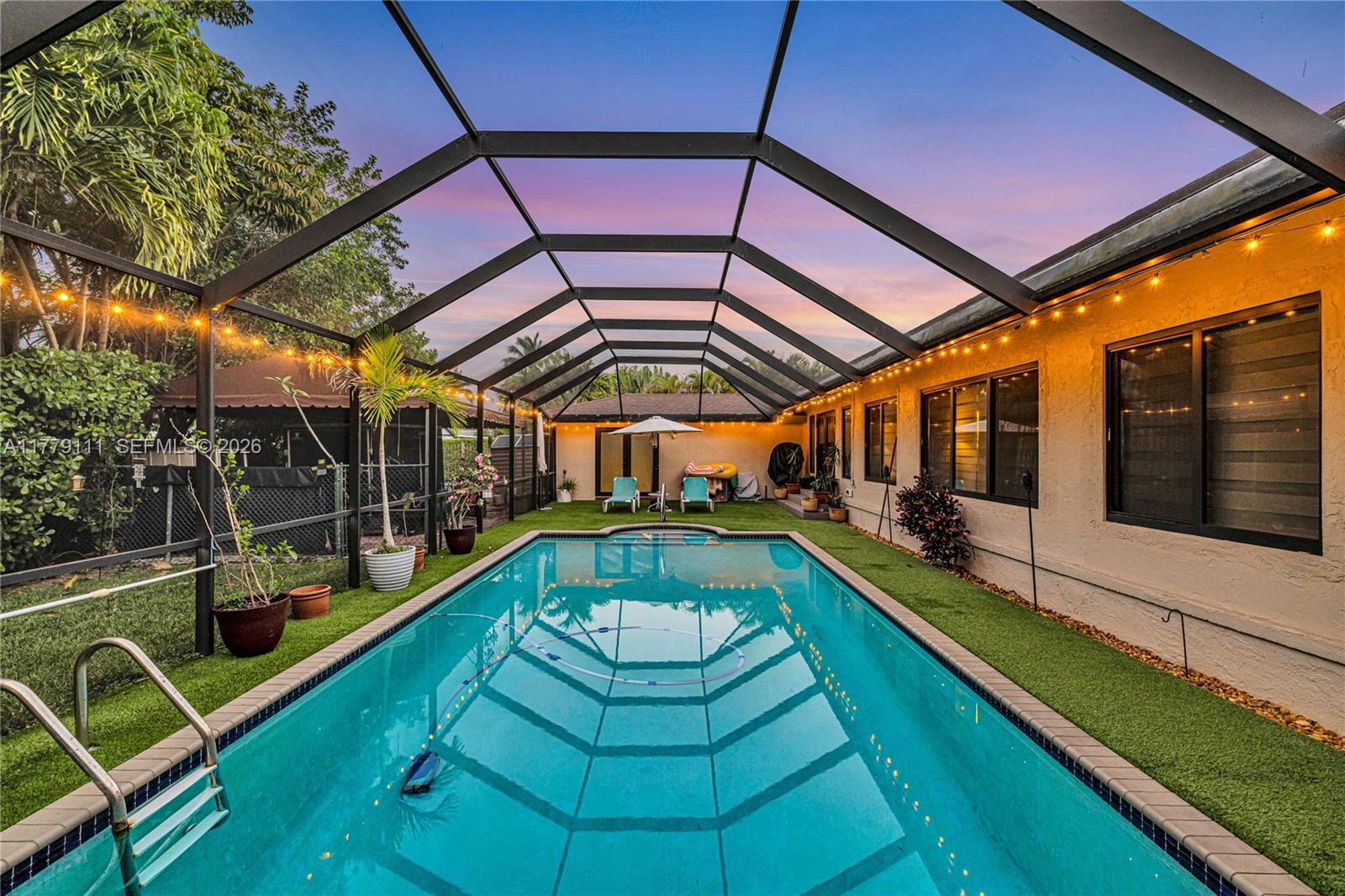 7801 SW 170th St, Palmetto Bay FL 33157