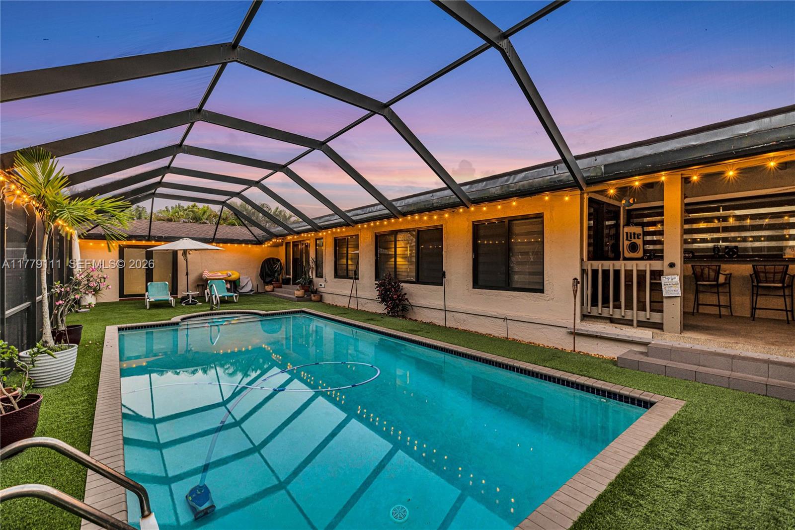 7801 SW 170th St, Palmetto Bay FL 33157