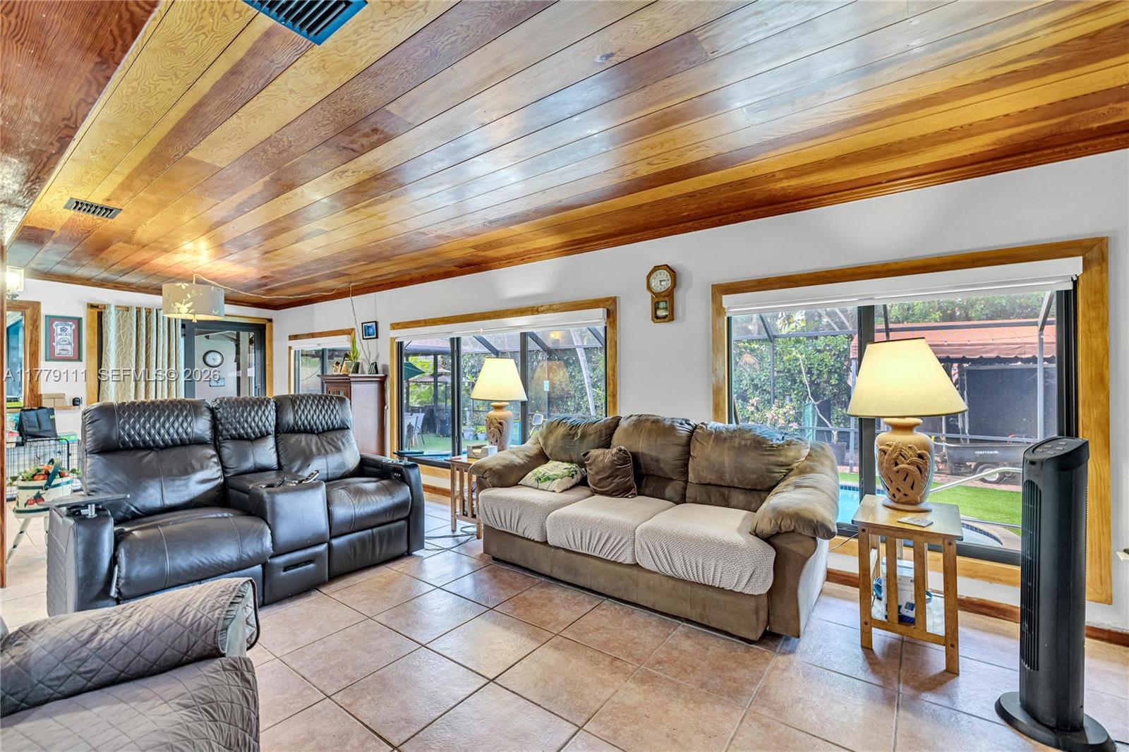 7801 SW 170th St, Palmetto Bay FL 33157