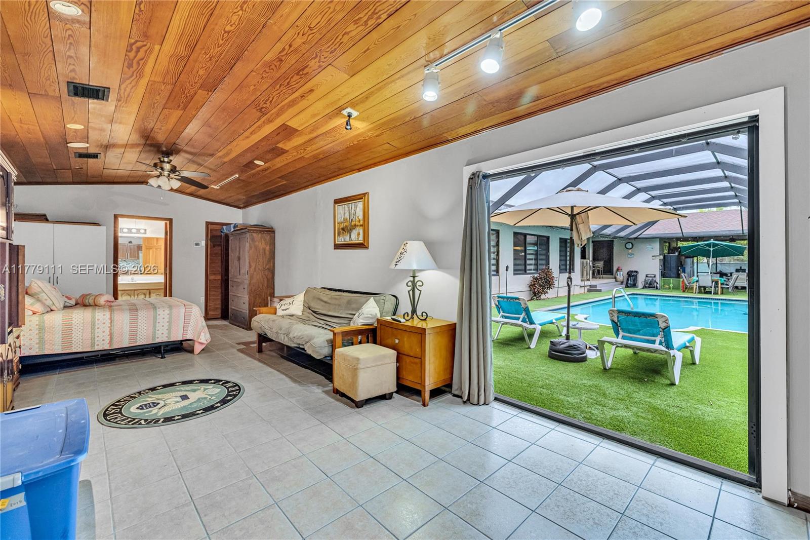 7801 SW 170th St, Palmetto Bay FL 33157