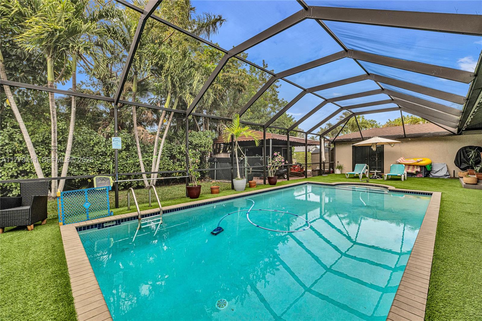 7801 SW 170th St, Palmetto Bay FL 33157