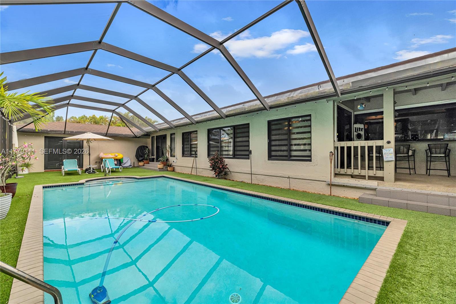 7801 SW 170th St, Palmetto Bay FL 33157