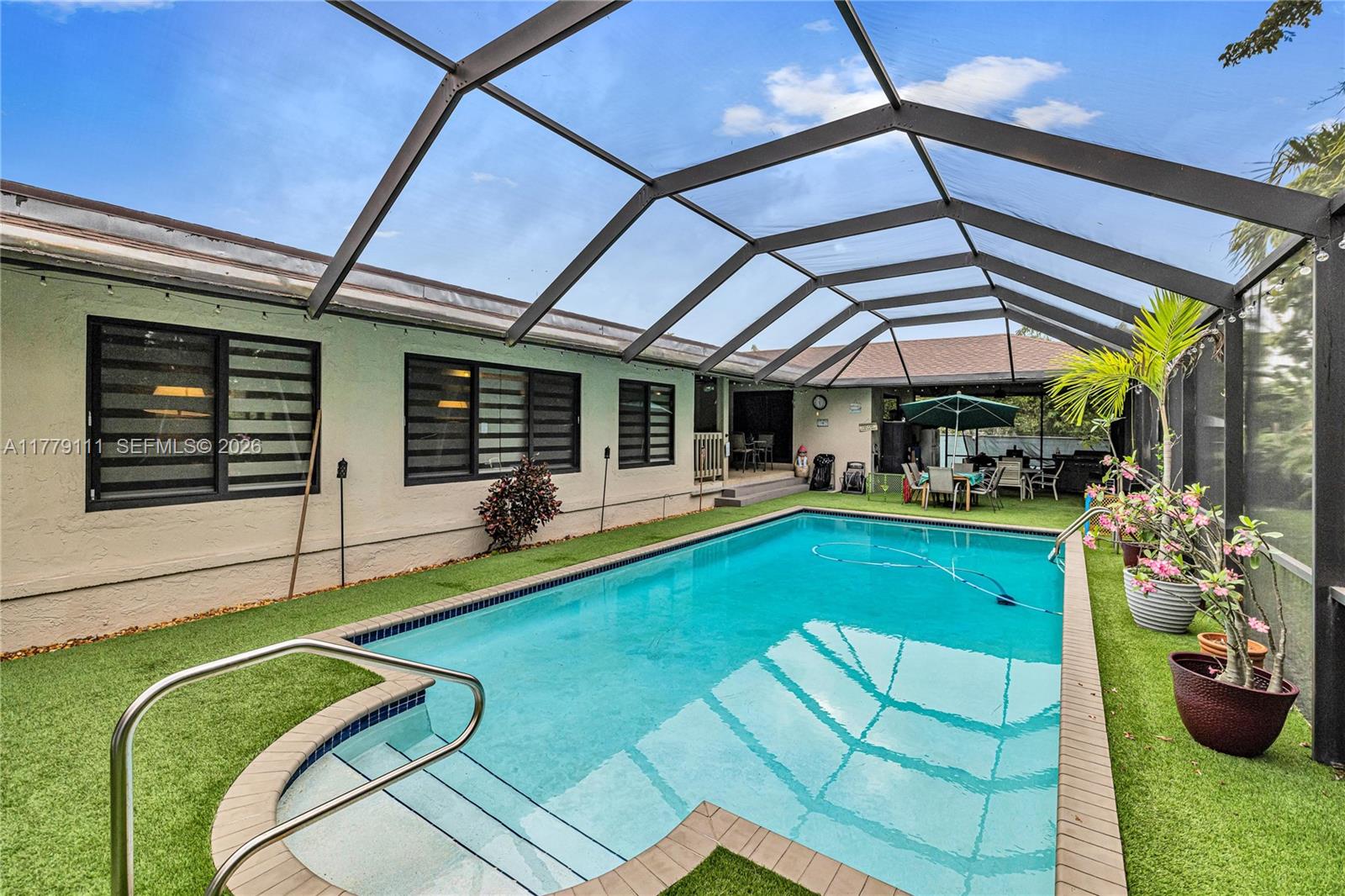 7801 SW 170th St, Palmetto Bay FL 33157