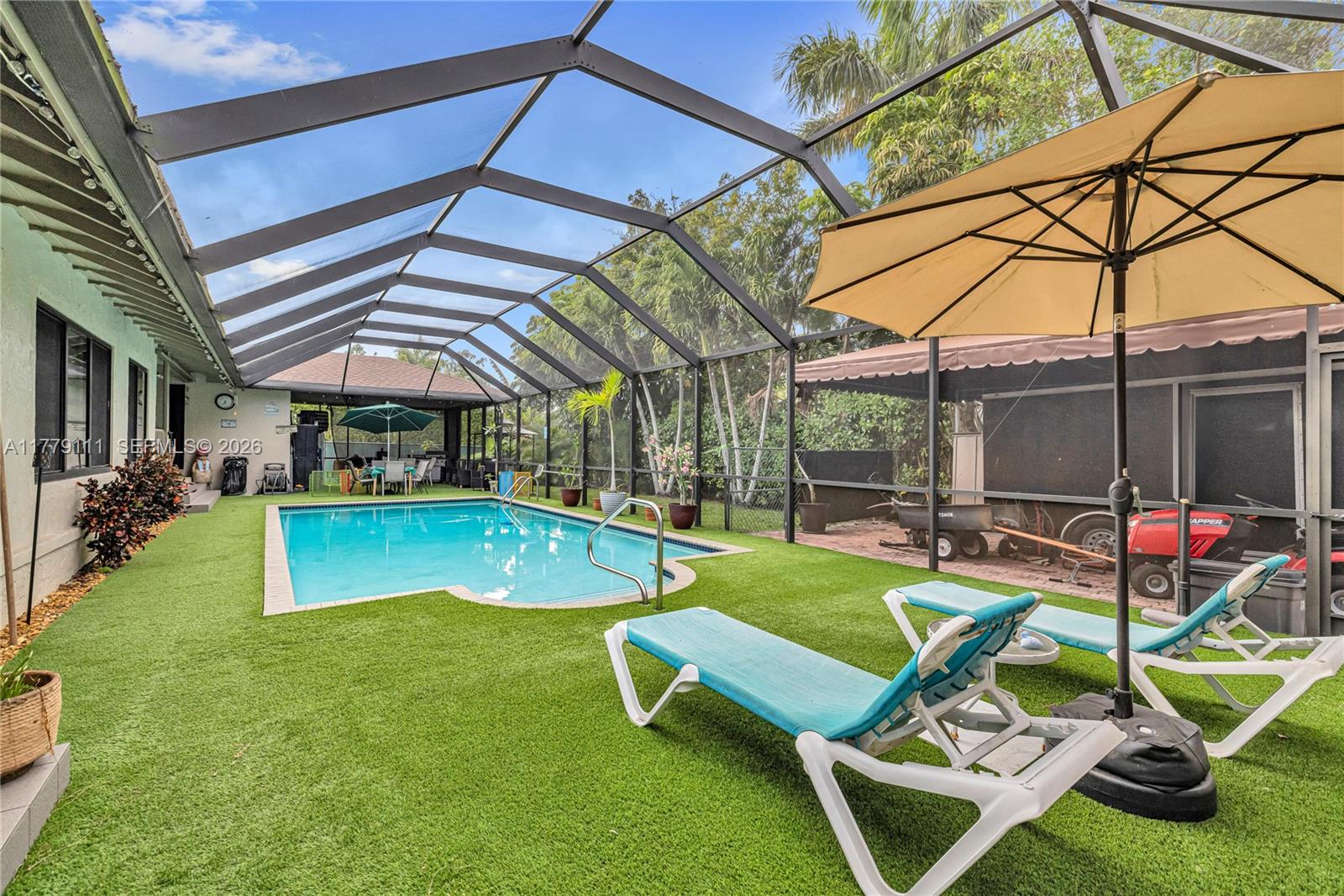 7801 SW 170th St, Palmetto Bay FL 33157