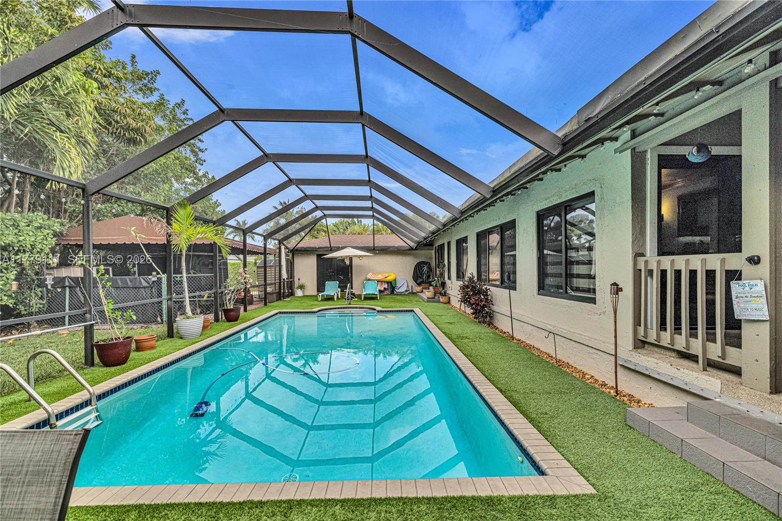 7801 SW 170th St, Palmetto Bay FL 33157