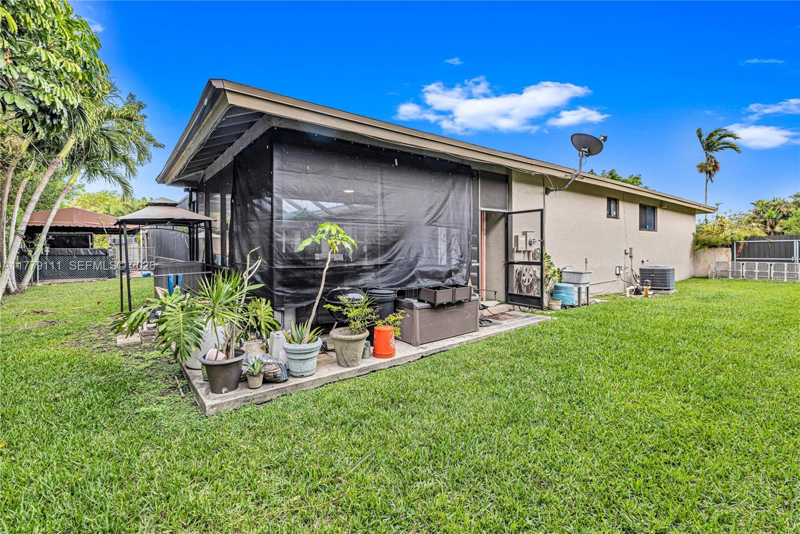 7801 SW 170th St, Palmetto Bay FL 33157