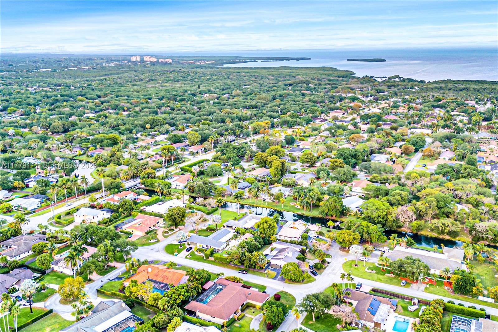 7801 SW 170th St, Palmetto Bay FL 33157