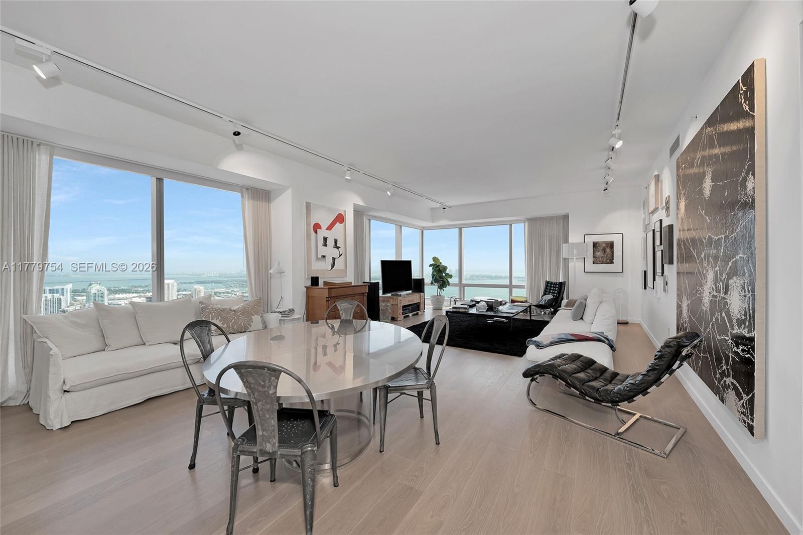 1425 Brickell Ave #61E, Miami FL 33131