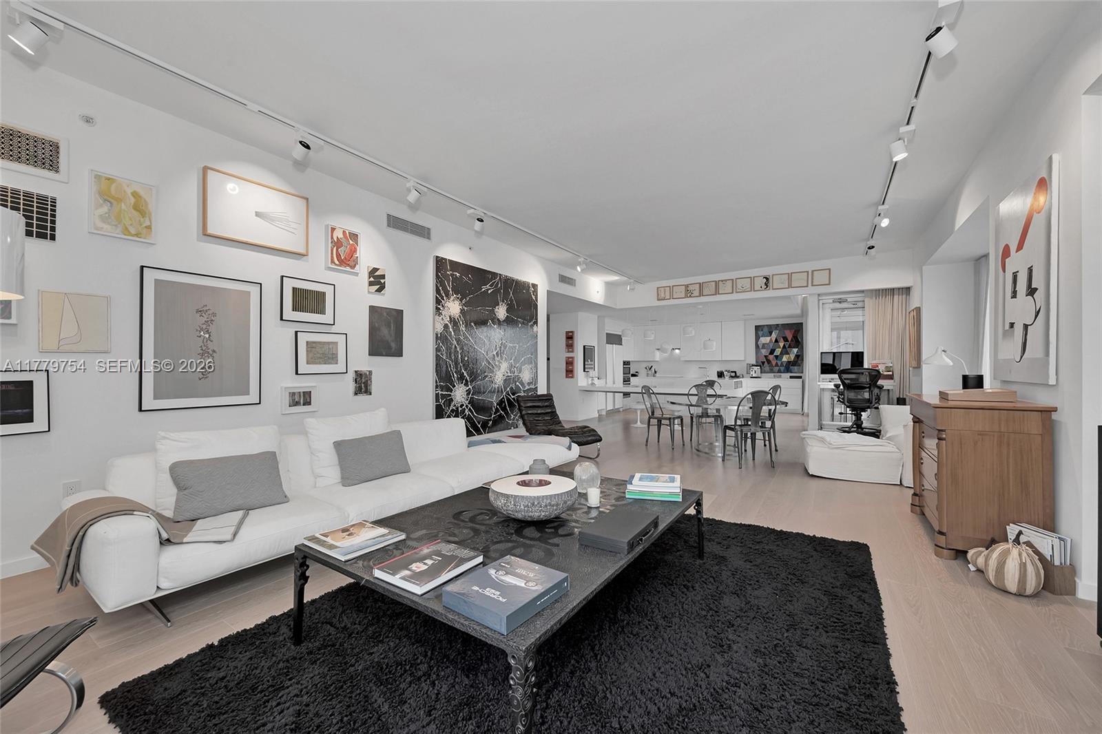 1425 Brickell Ave #61E, Miami FL 33131