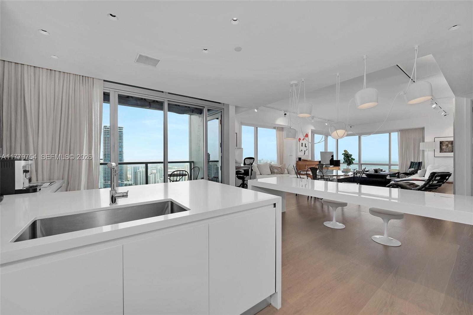 1425 Brickell Ave #61E, Miami FL 33131