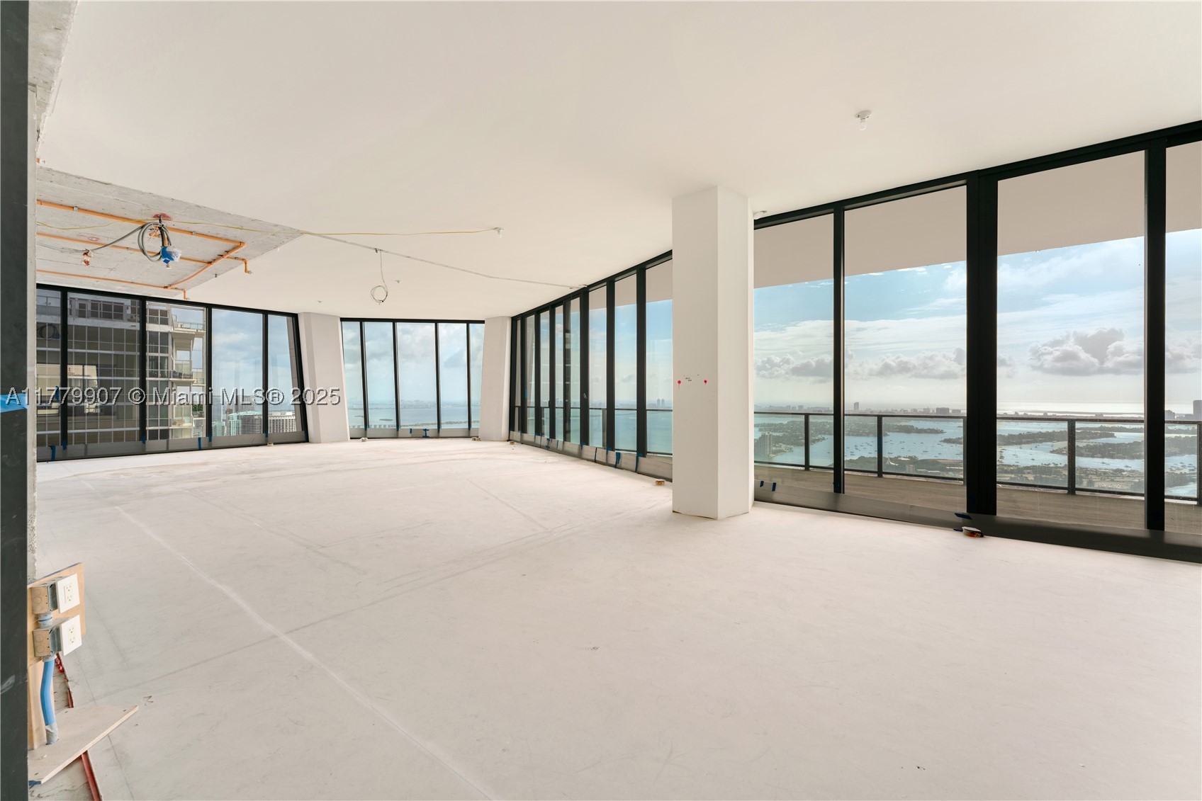 1000 Biscayne Blvd #5801, Miami FL 33132