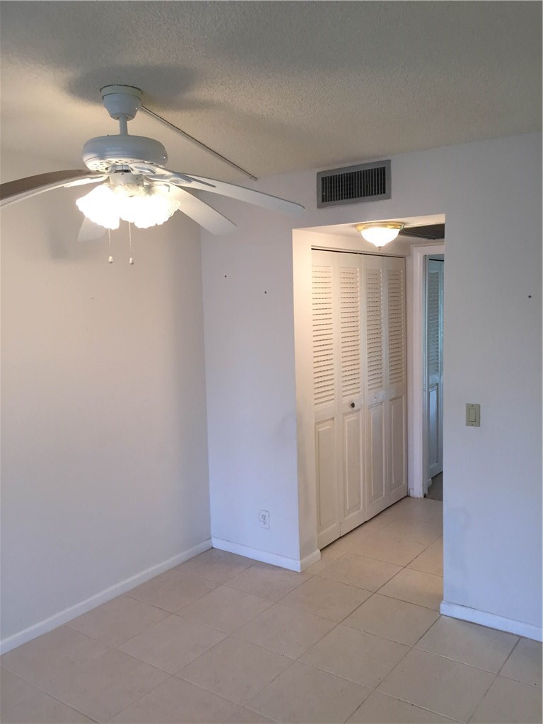 1000 Biscayne Blvd #5801, Miami FL 33132