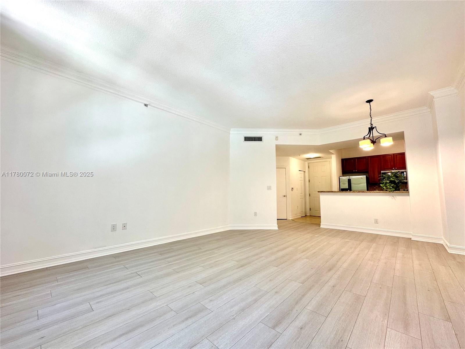 3001 NE 185th St #336, Aventura FL 33180