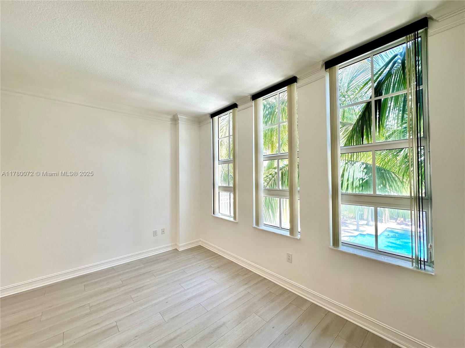 3001 NE 185th St #336, Aventura FL 33180