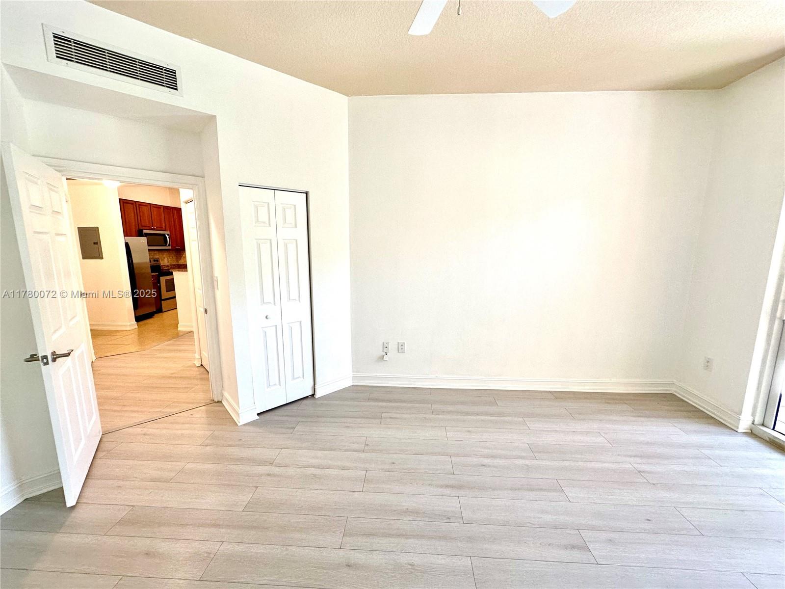 3001 NE 185th St #336, Aventura FL 33180