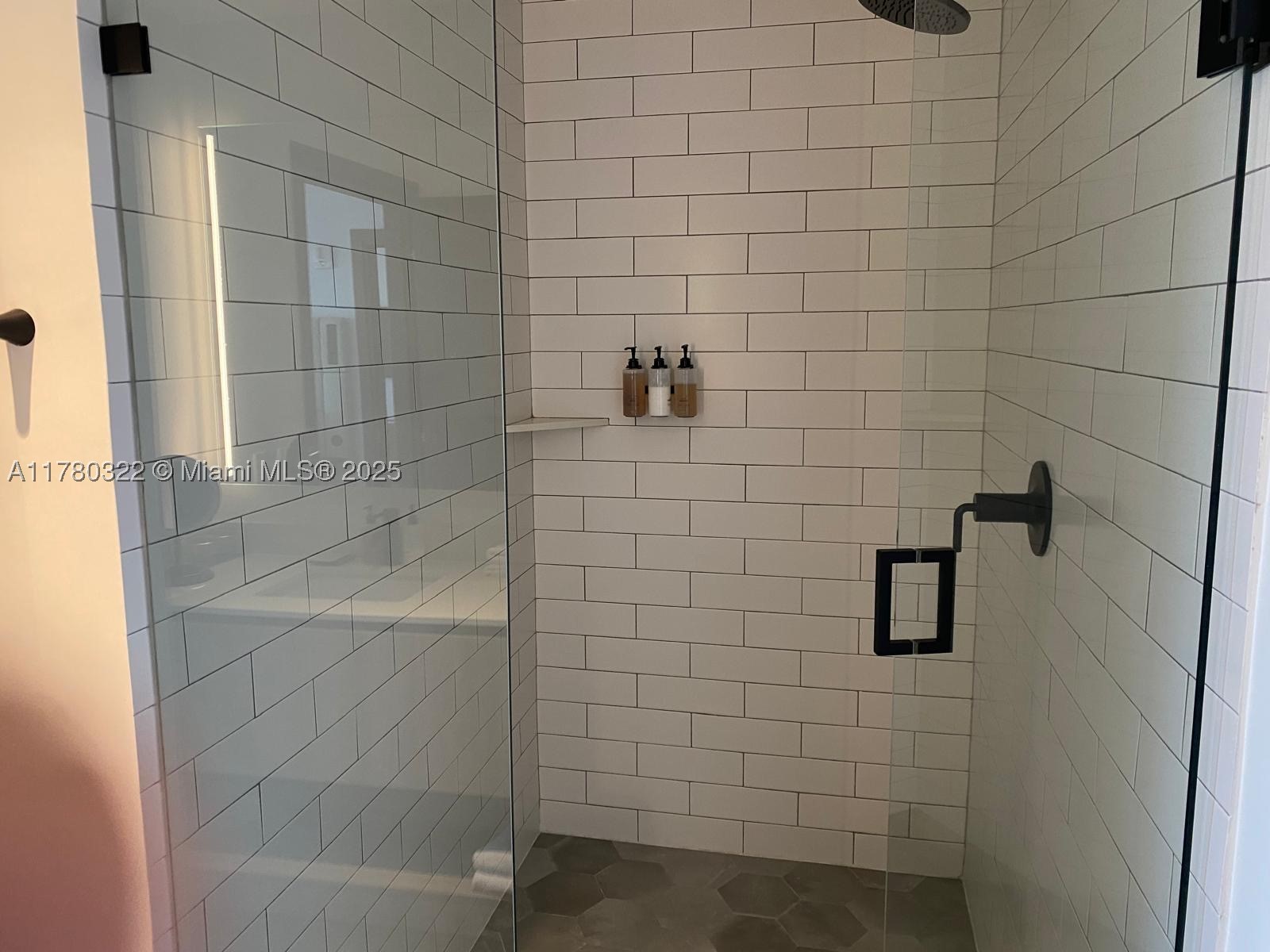 398 NE 5th St #2910, Miami FL 33132