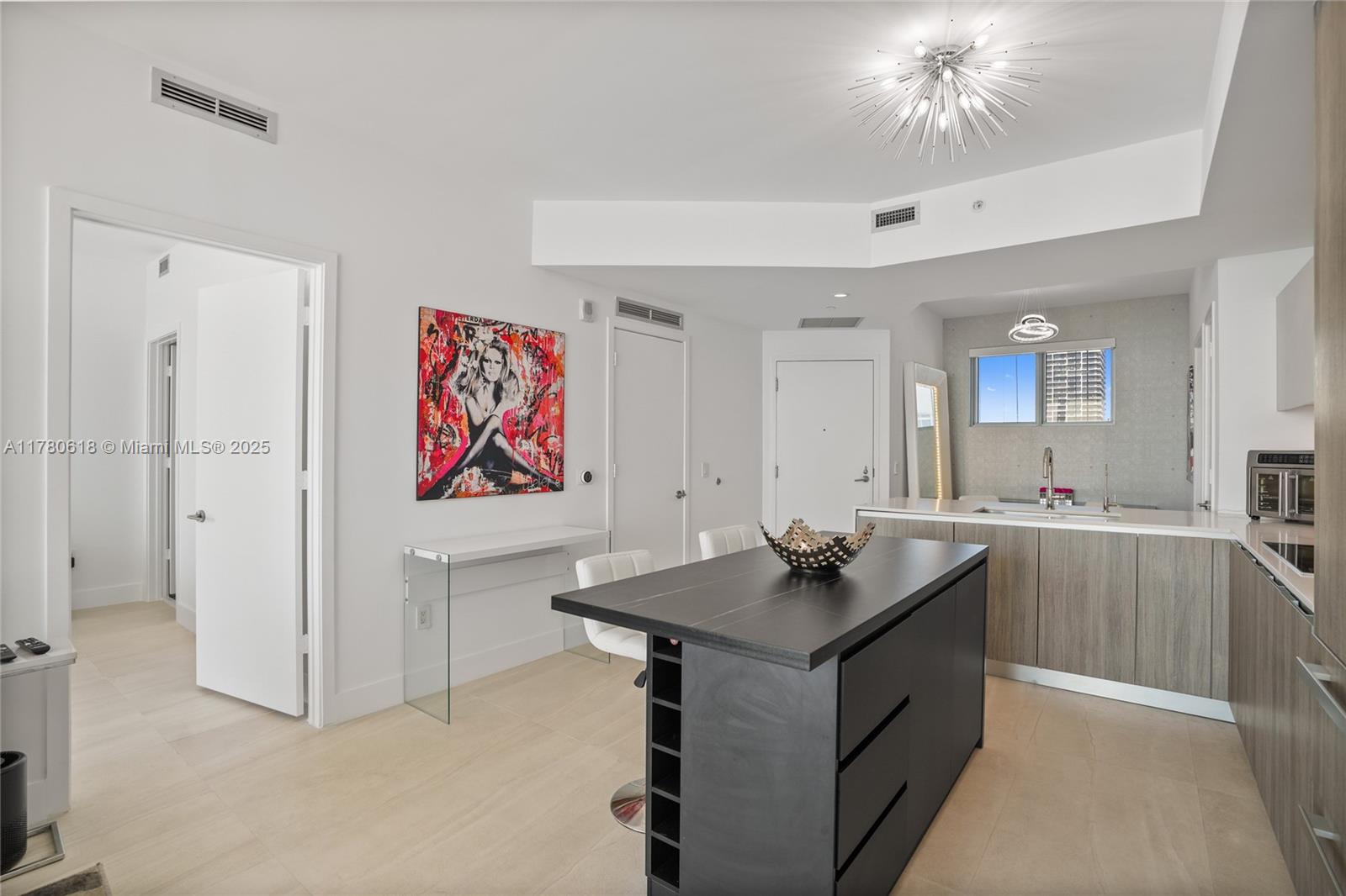 2900 NE 7th Ave #1905, Miami FL 33137