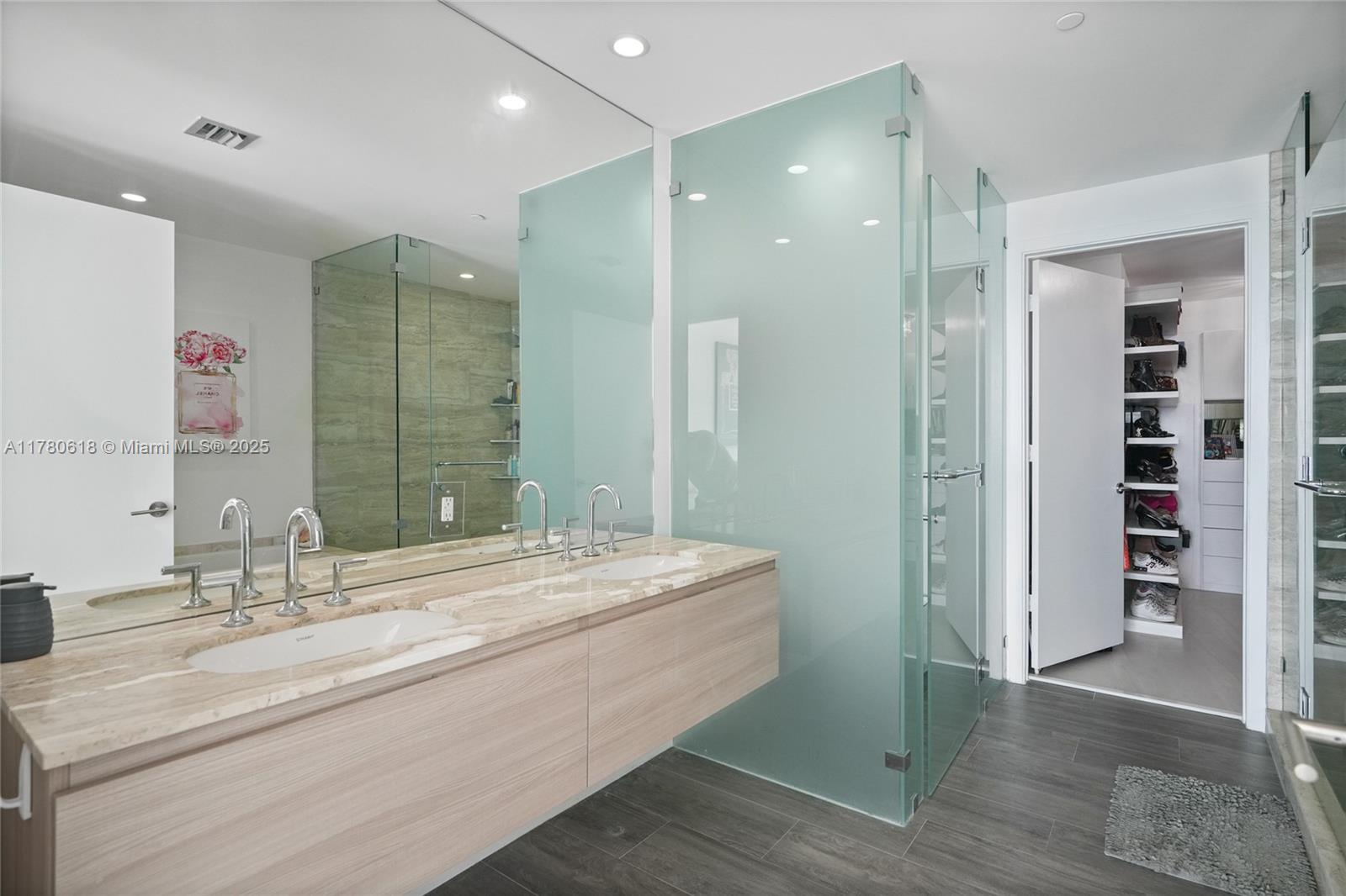 2900 NE 7th Ave #1905, Miami FL 33137