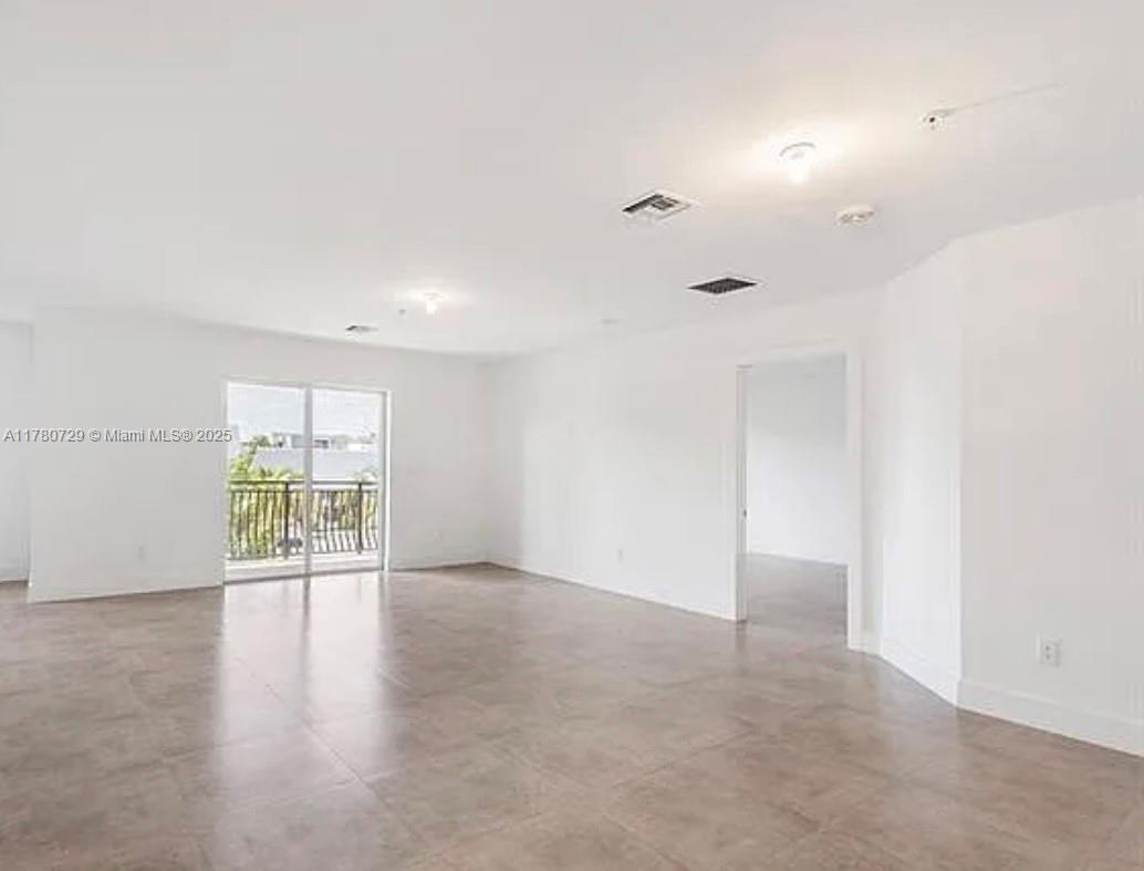 555 E Dania Beach Blvd #4, Dania Beach FL 33004