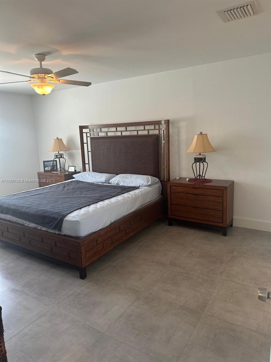 555 E Dania Beach Blvd #4, Dania Beach FL 33004