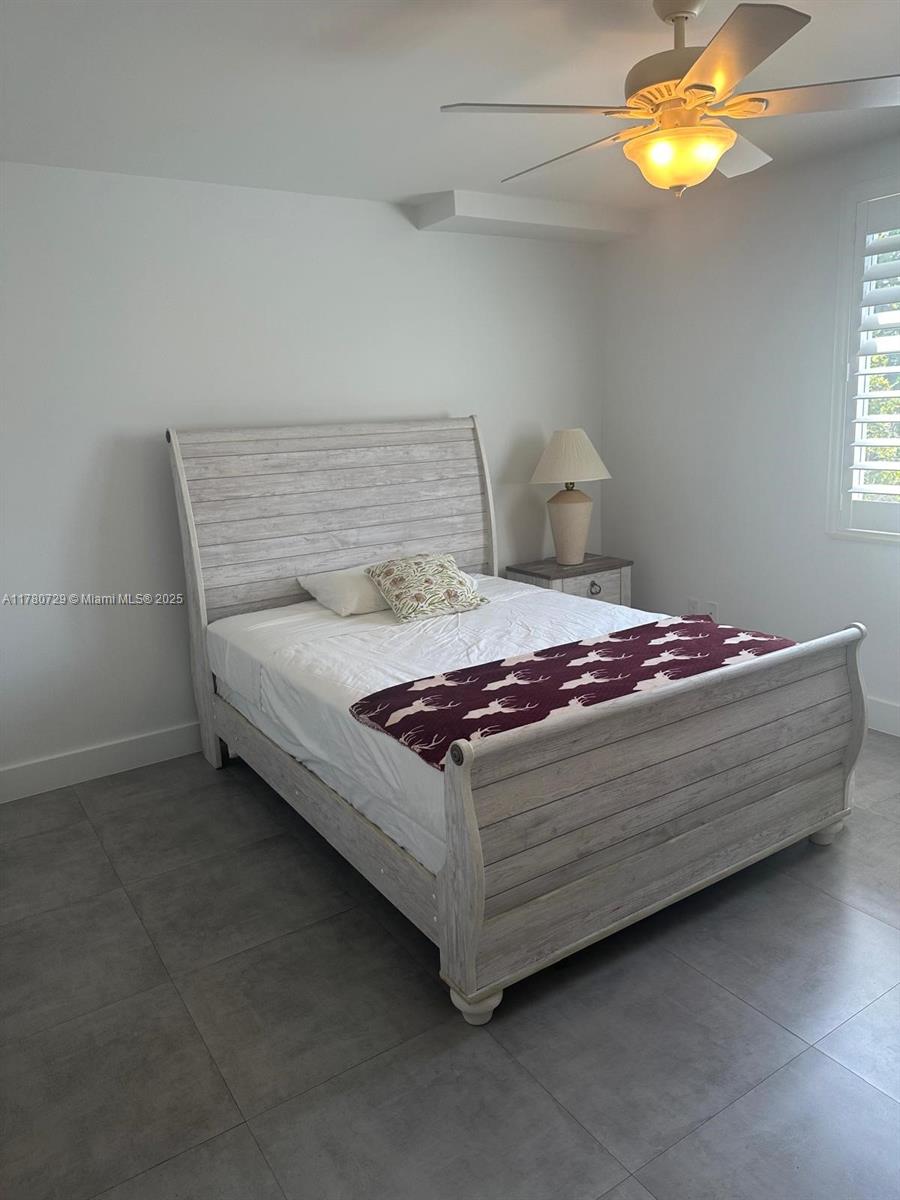555 E Dania Beach Blvd #4, Dania Beach FL 33004