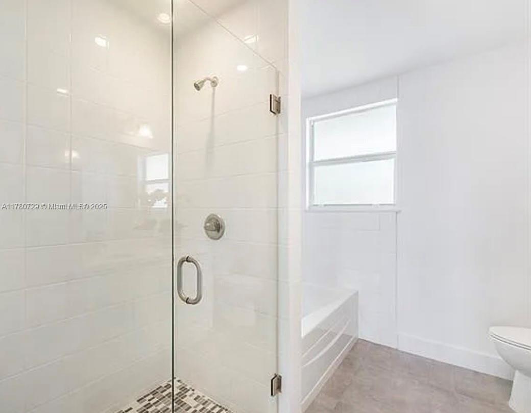555 E Dania Beach Blvd #4, Dania Beach FL 33004