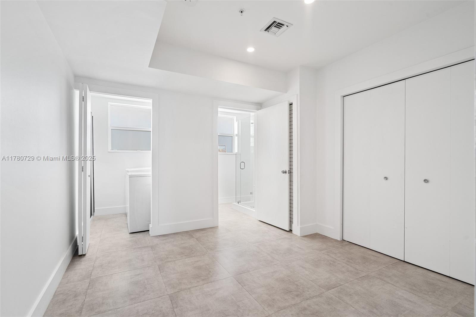 555 E Dania Beach Blvd #4, Dania Beach FL 33004