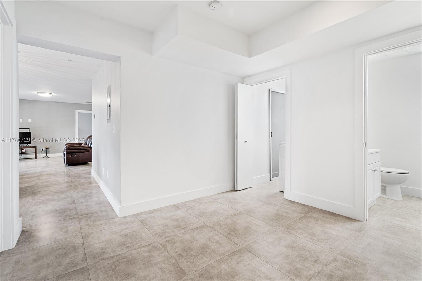 555 E Dania Beach Blvd #4, Dania Beach FL 33004
