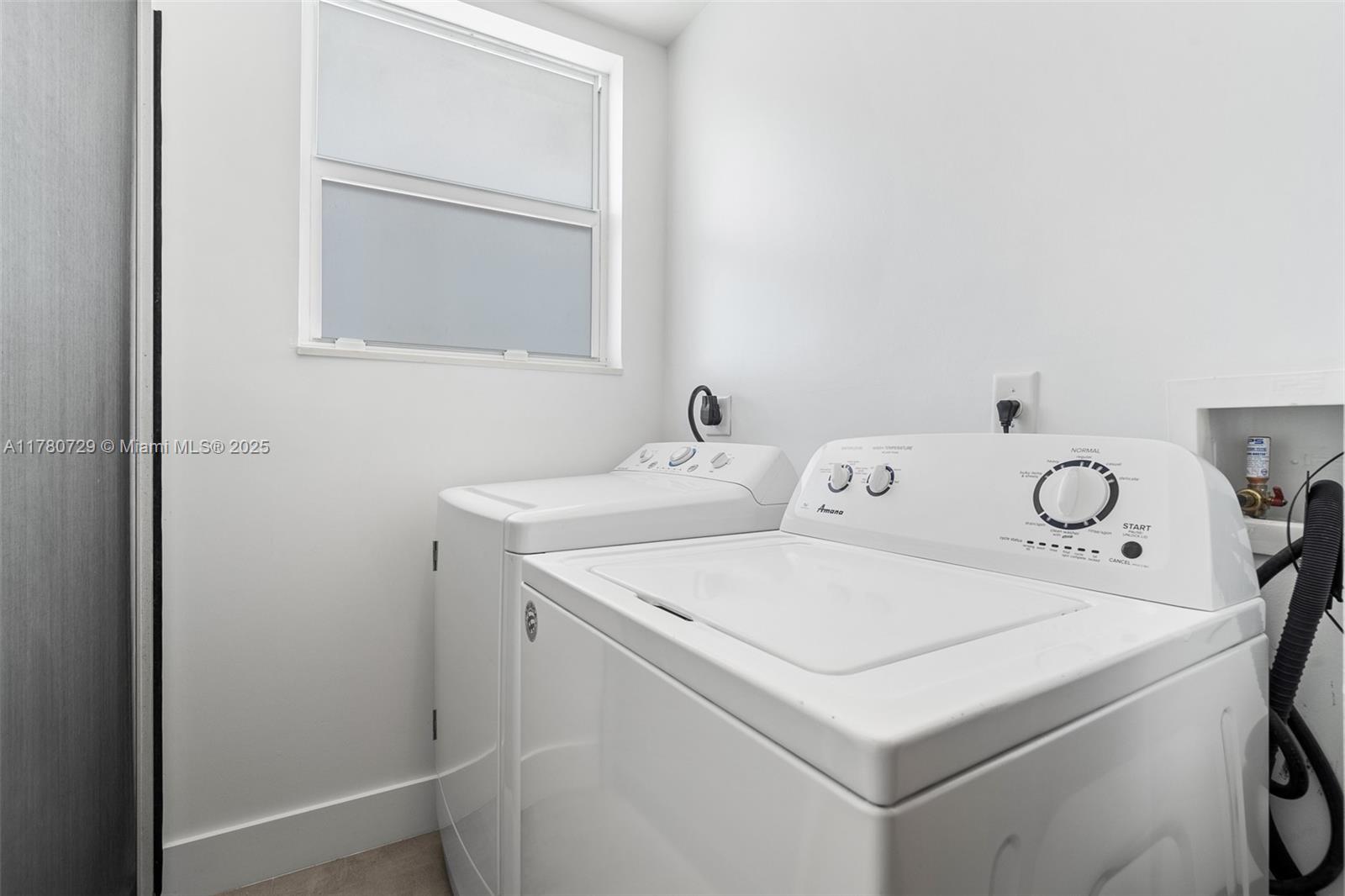 555 E Dania Beach Blvd #4, Dania Beach FL 33004
