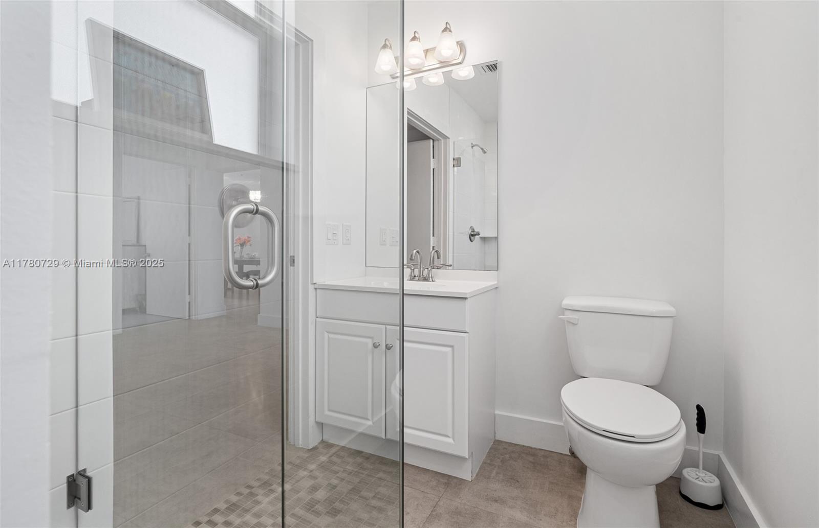 555 E Dania Beach Blvd #4, Dania Beach FL 33004