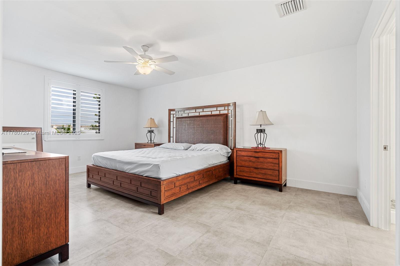 555 E Dania Beach Blvd #4, Dania Beach FL 33004