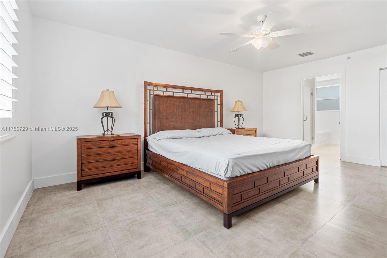 555 E Dania Beach Blvd #4, Dania Beach FL 33004