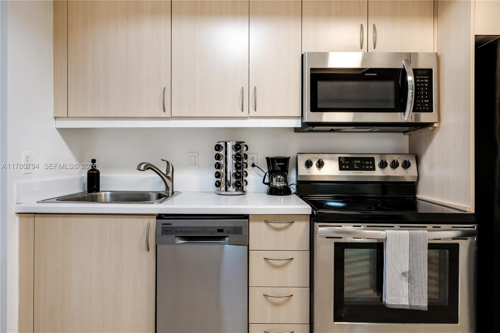 2951 S Bayshore Dr #815, Miami FL 33133