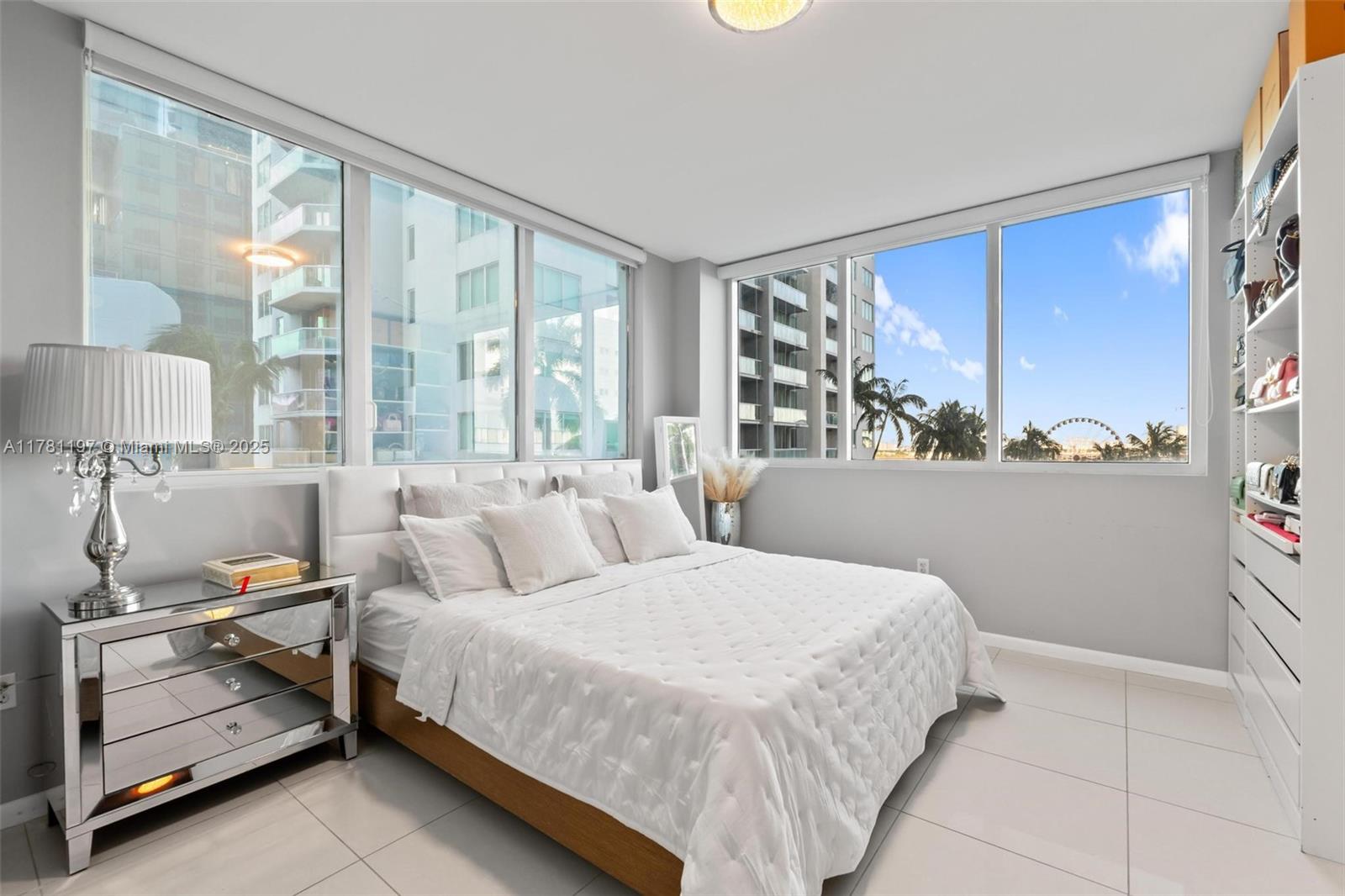 253 NE 2nd St #1003, Miami FL 33132