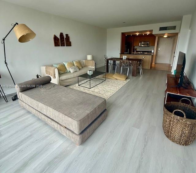 10275 Collins Ave #429, Bal Harbour FL 33154