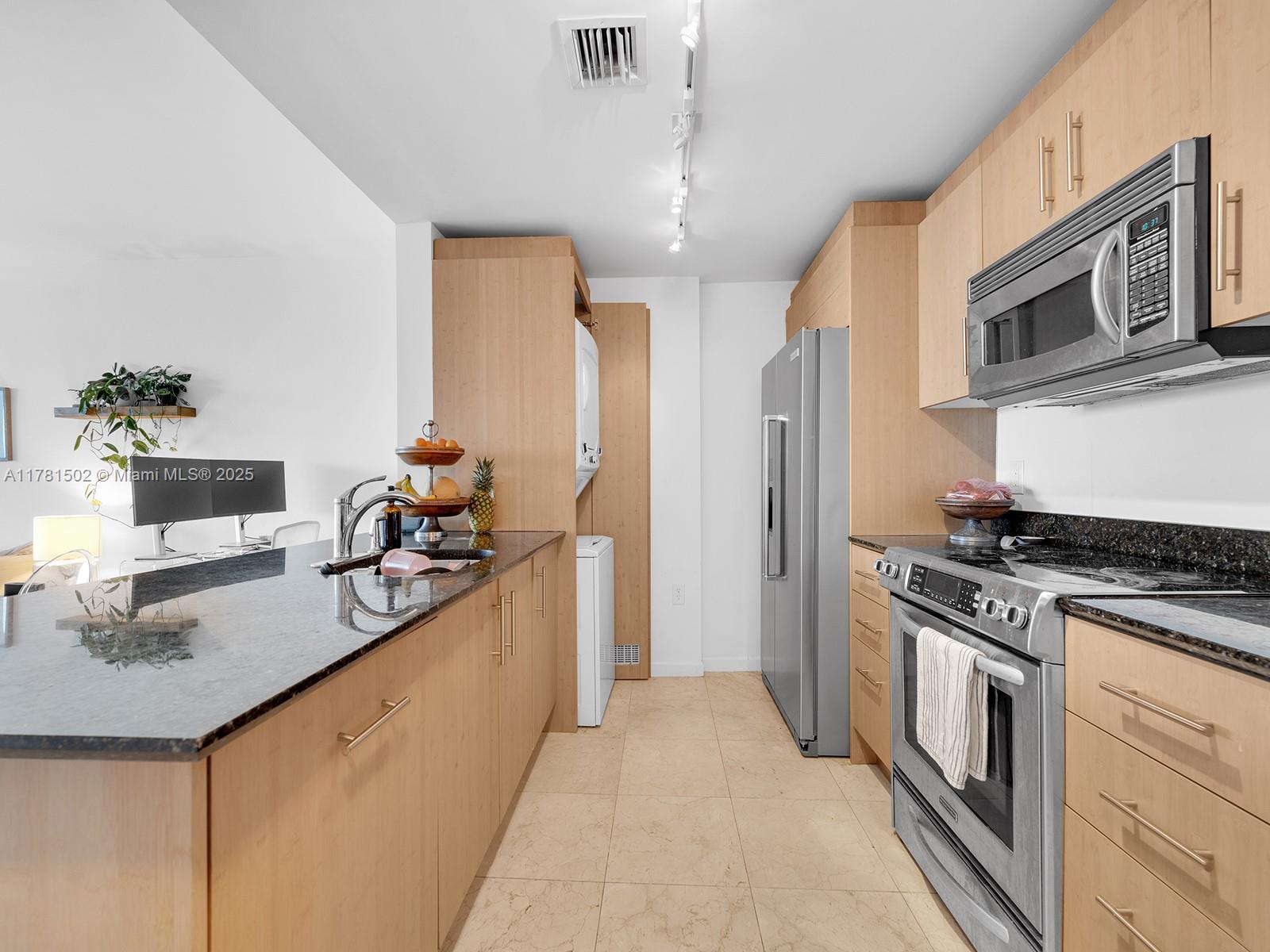 10275 Collins Ave #429, Bal Harbour FL 33154