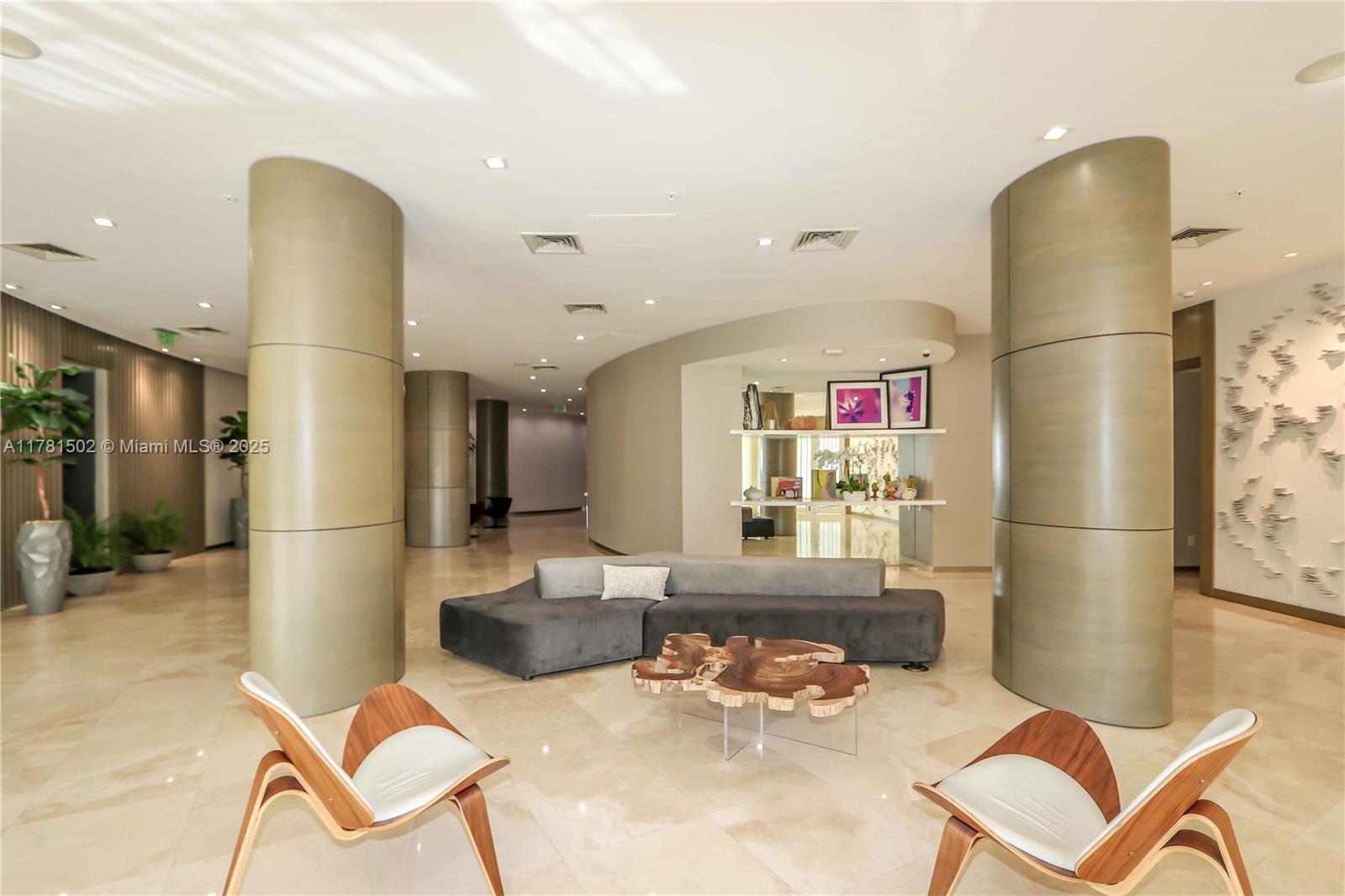 10275 Collins Ave #429, Bal Harbour FL 33154